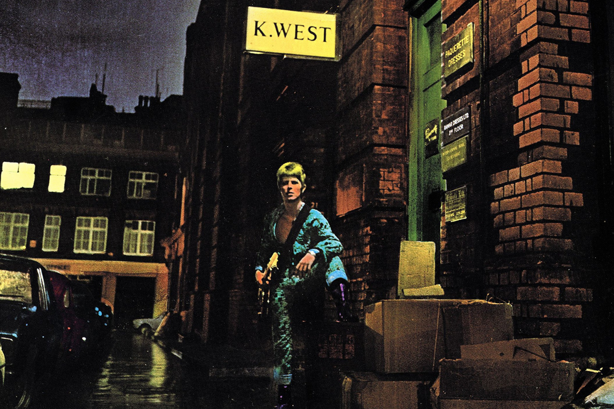The Night Ziggy Landed